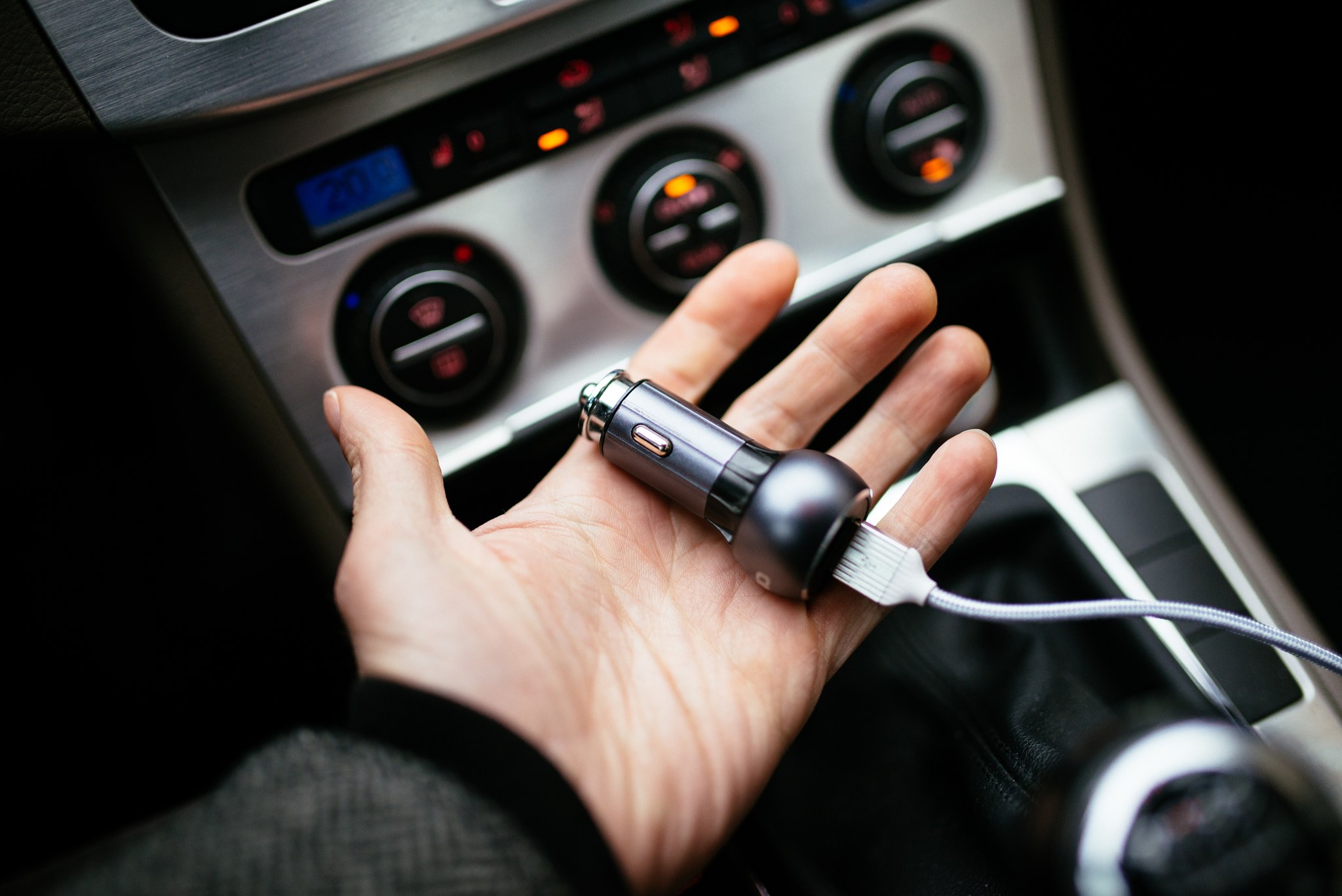 Truck 12V Power Guide: Outlets, Fridges & Safety